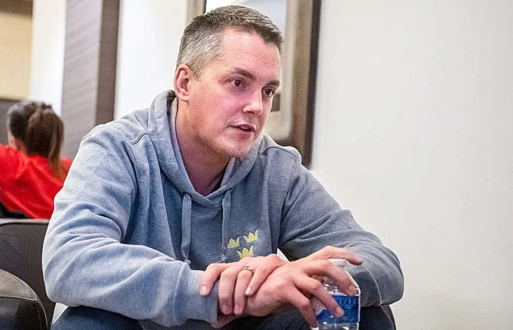 "Det skulle vara kul att jobba med hockeyn utomlands"