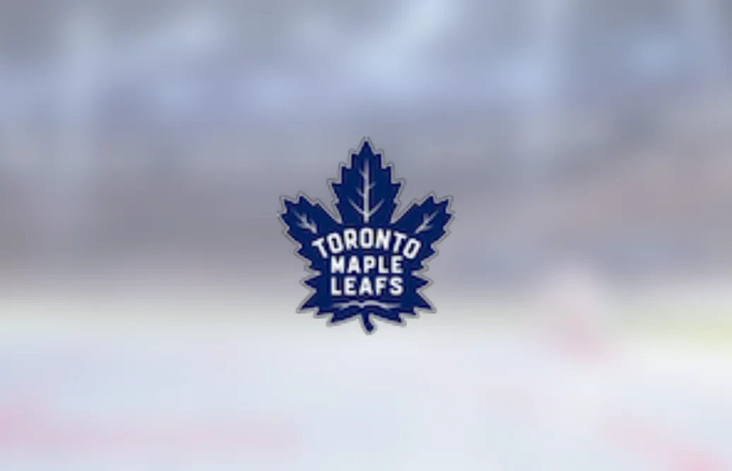 Backen Timothy Liljegren förlänger med Toronto Maple Leafs