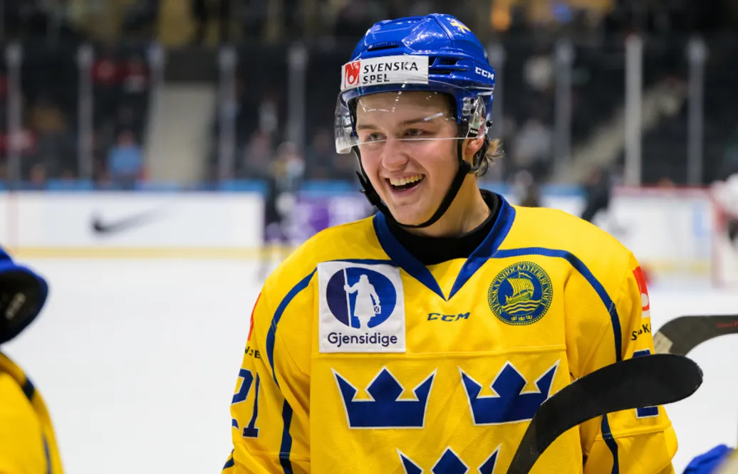 Oskar Olausson sköt säsongens andra hattrick