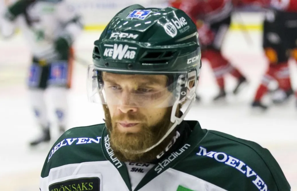 Efter hjärnskakningen – nu tvingas Färjestadsbacken avsluta karriären