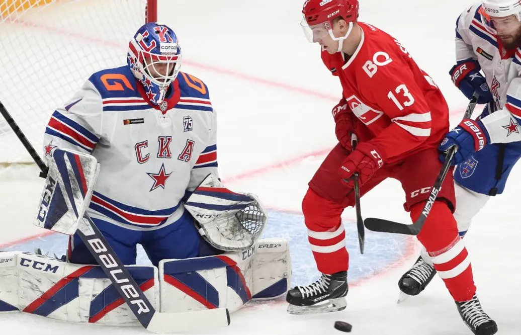 Svenske stjärnmålvakten spikade igen – nu är han bäst i KHL