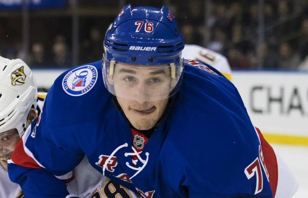 Rangers skriver långtidskontrakt med forna förstavalet
