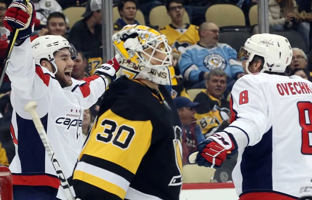 Capitals säkrade divisionstiteln mot värsta rivalen – Ovechkin nådde milstolpe