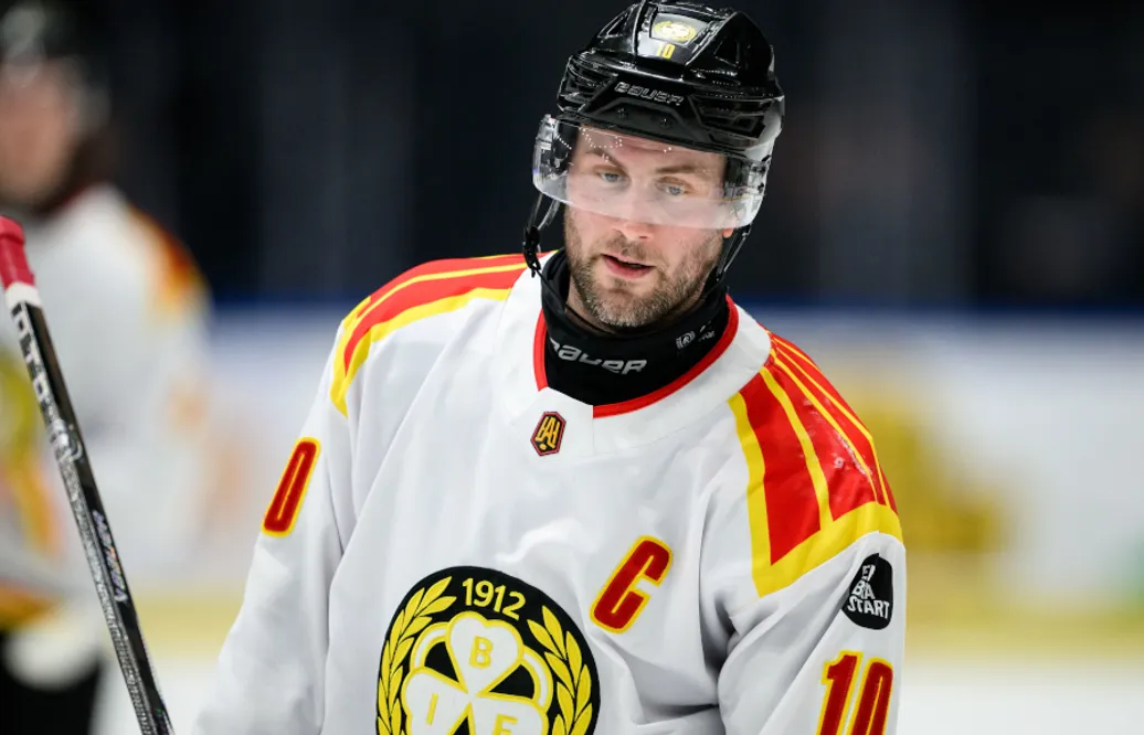Johan Larsson tillbaka efter avstängningen