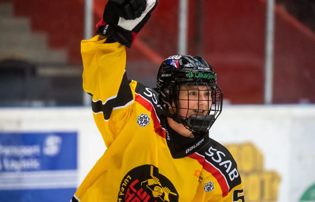 Klara Kenttälä klar för spel i NCAA