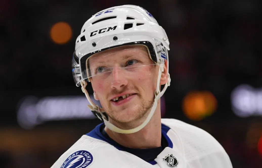 Efter fem år i Tampa – nu byter jättebacken klubb