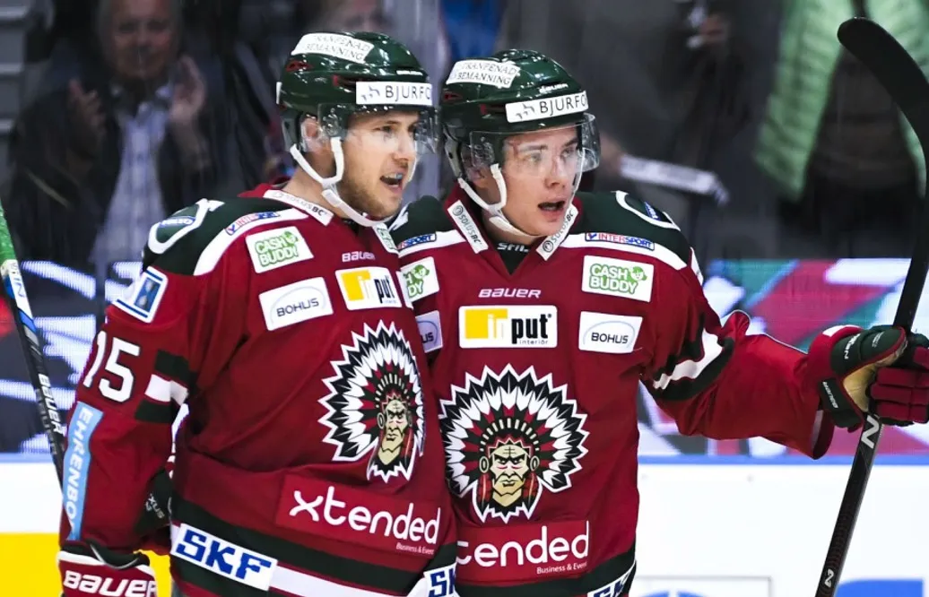 NHL-meriterade backen stannar i SHL: ”Har tagit kliv hela säsongen”