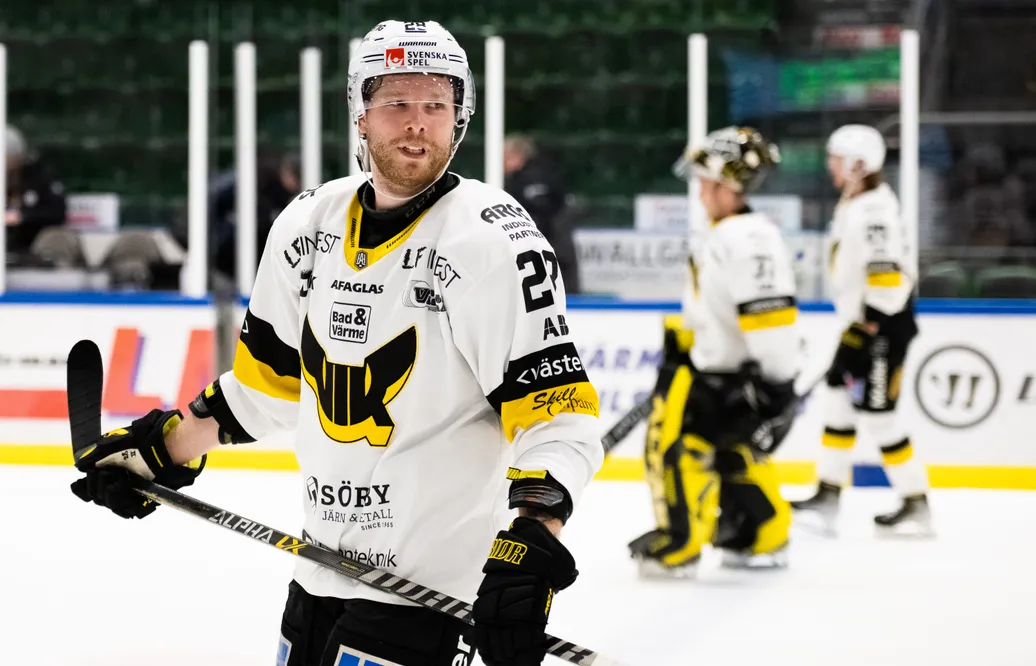 Lukas Zetterberg i Västerås-tröjan.