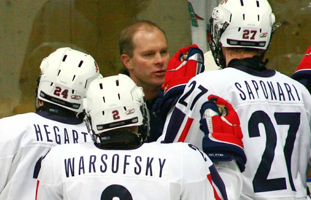 Tar över New Jersey Devils – blir NHL:s yngsta coach