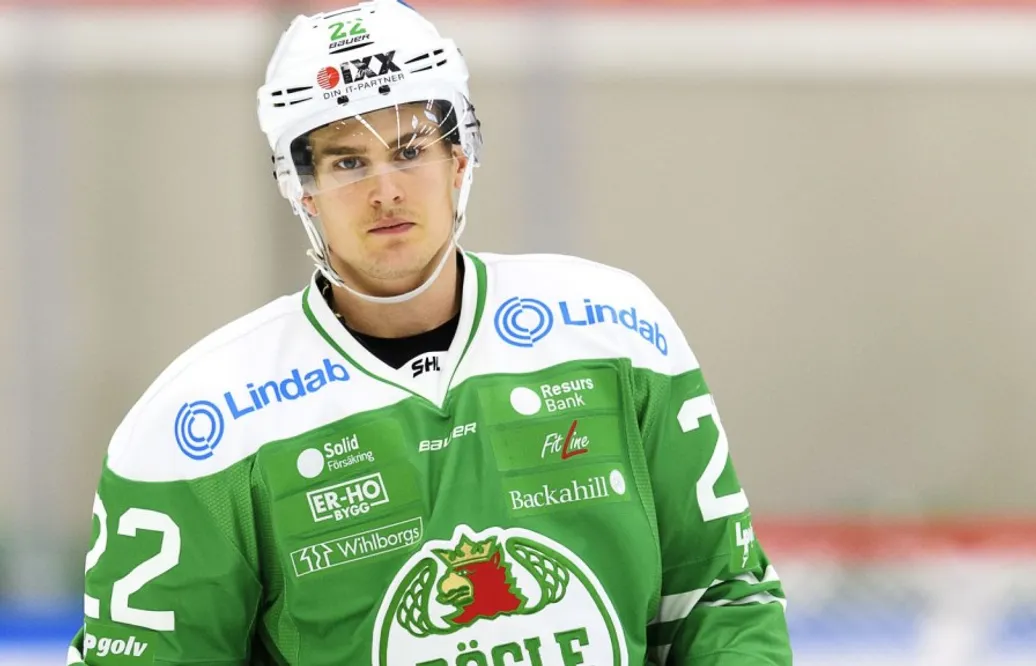 Uppgifter: Gjorde 18 poäng på 20 SHL-matcher – är nu klar för toppklubben