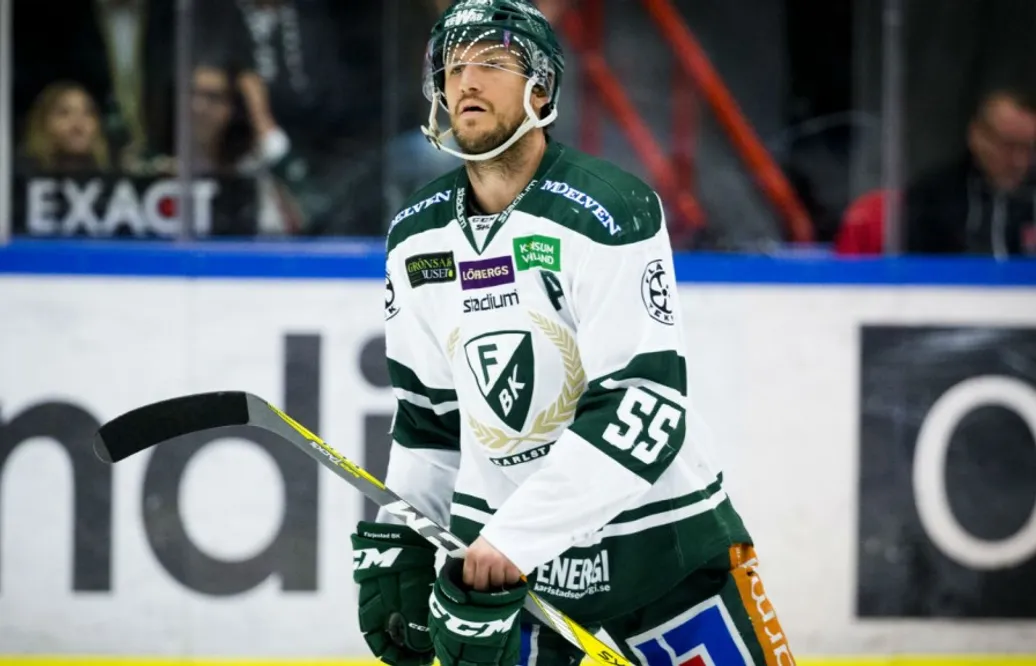 Hjärnskakningarna satte stopp – nu ska han hyllas