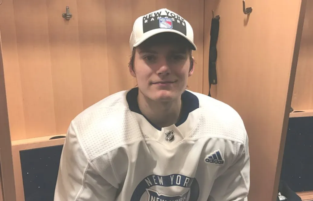 Lias inför NHL-debuten: ”Jag får stänga av telefonen”