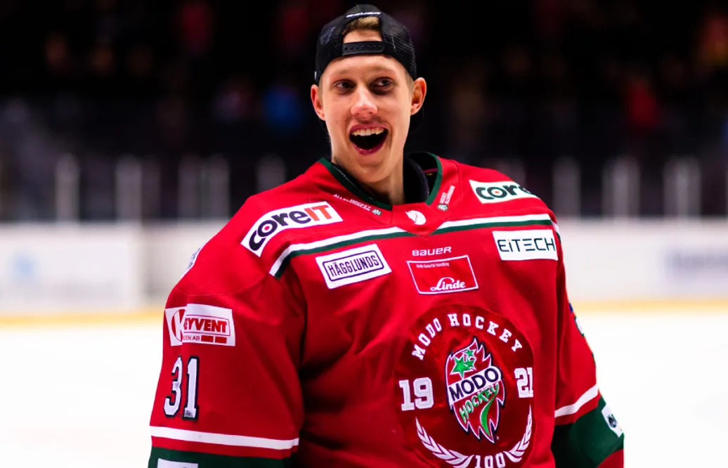Henrik Tikkanen skriver NHL-kontrakt med New York Islanders