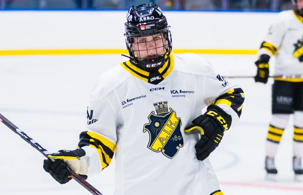 Eve Savander lämnar AIK för spel i MoDo
