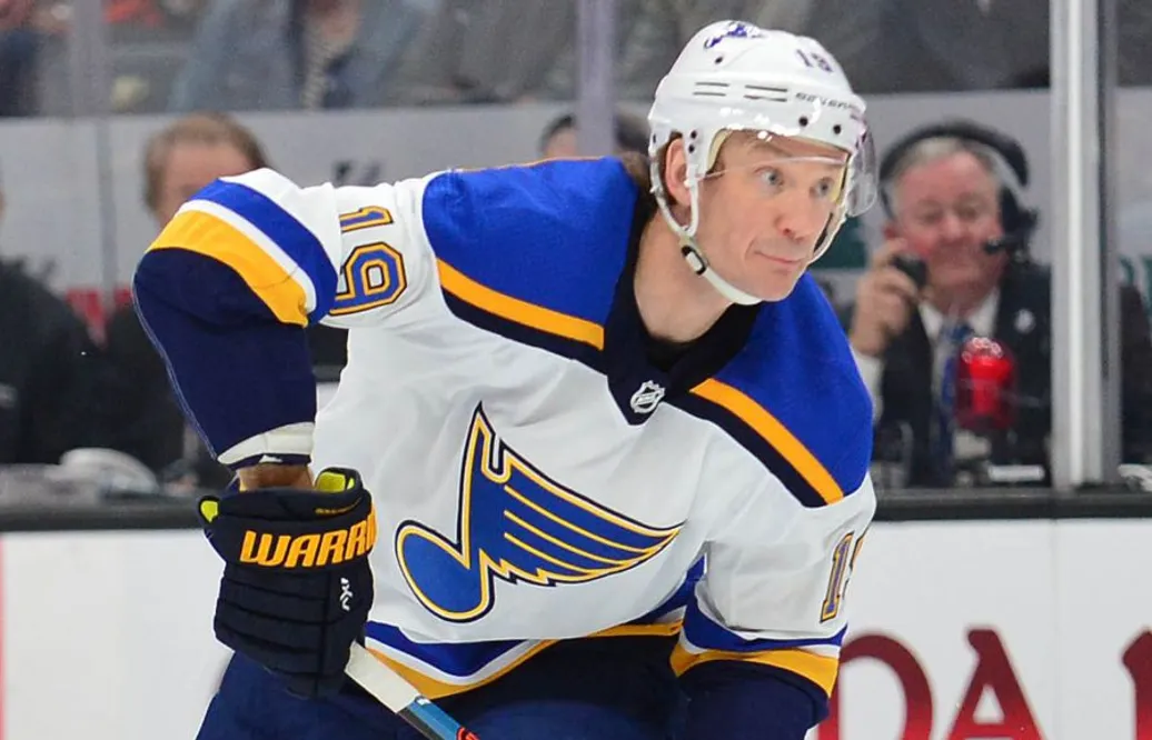 Efter hjärtproblemet – kan få roll i NHL-klubben