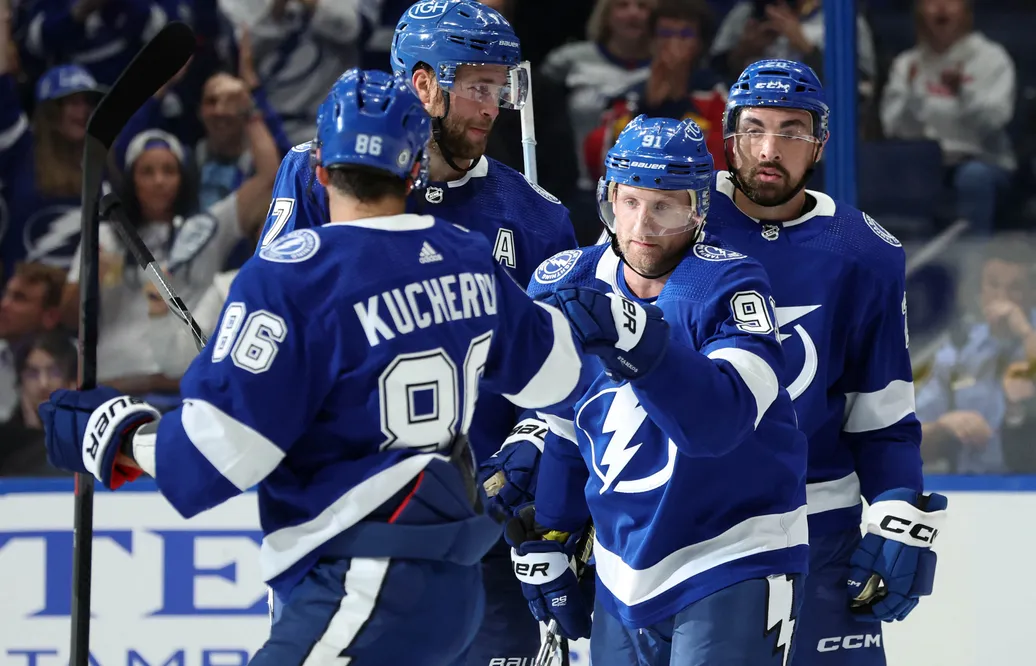 Tampa Bay starkast – efter två sena mål mot Boston