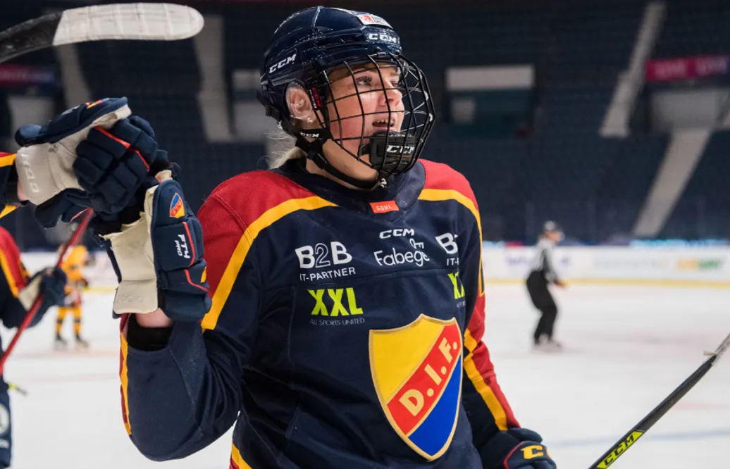 Lova Blom lämnar Djurgården