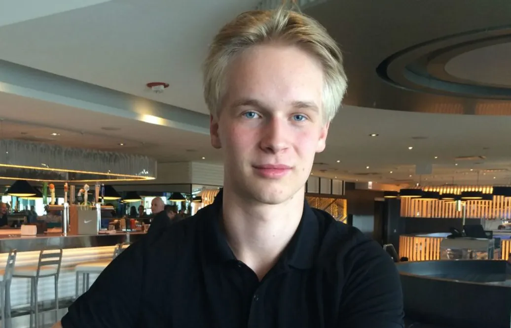 Tung start på säsongen för Elias Pettersson – förvärrade skada i USA