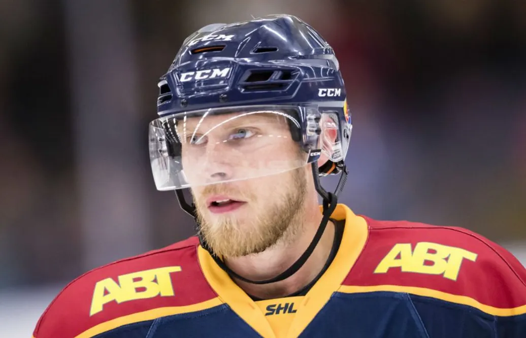 SHL-backen sägs ha nobbat anbud från NHL-klubb