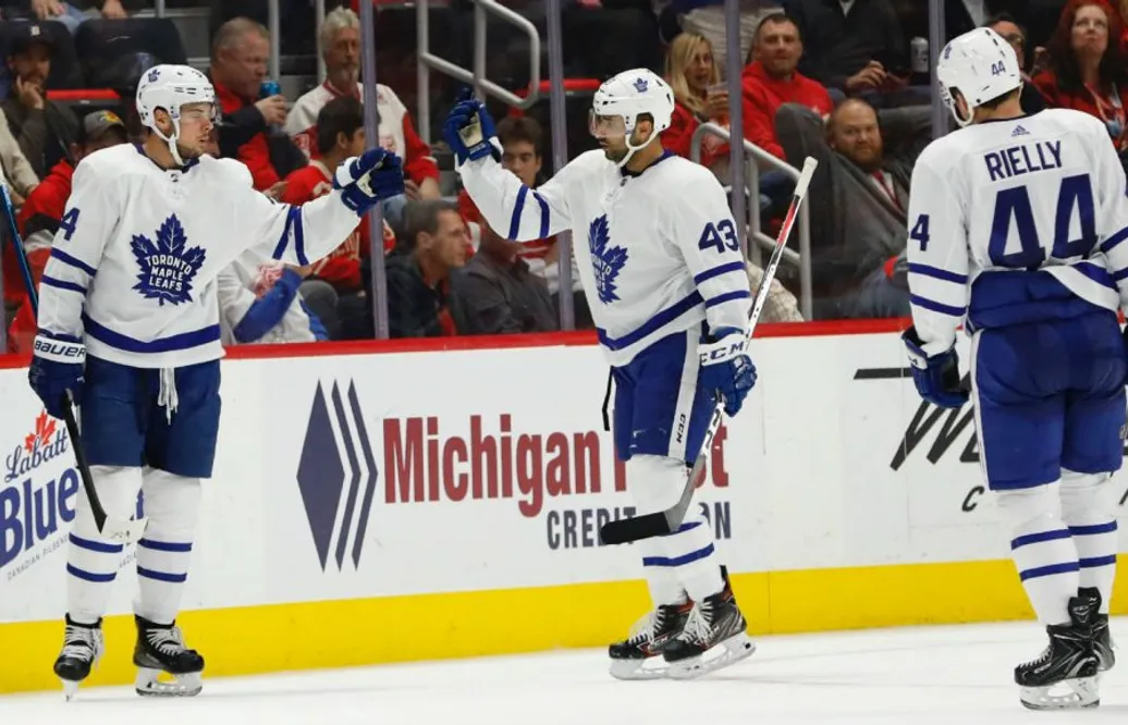 Nio mål på fem matcher – inget stoppar Auston Matthews