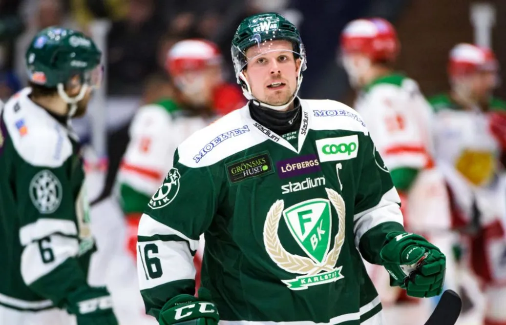FBK-kaptenens kritik: ”Är vi villiga att spela ishockey?”