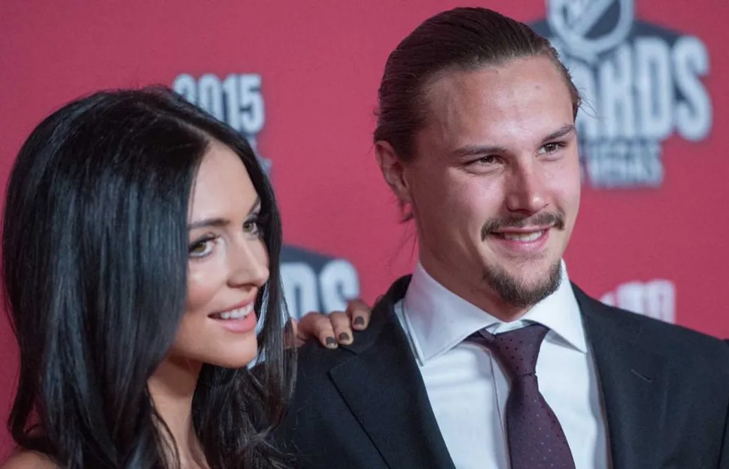Nu har Erik Karlsson fått sin Melinda