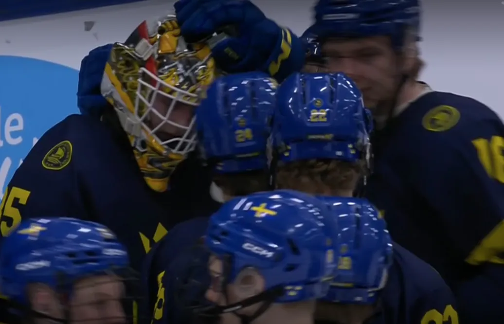 Tung premiärförlust i U18-VM för Småkronorna