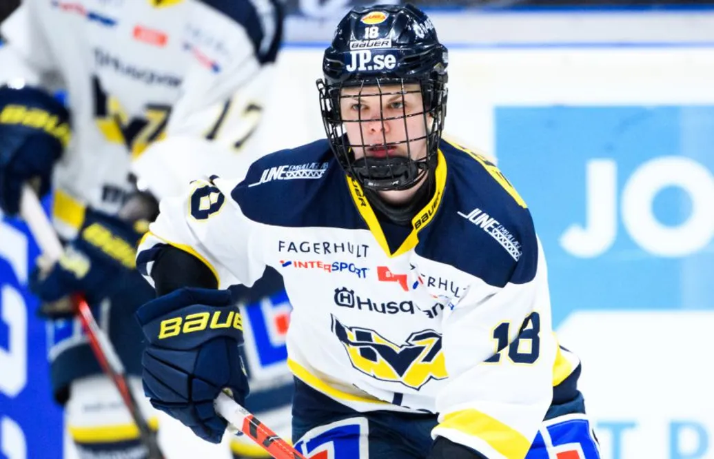 Vändningen: Lämnade HV – nu förlänger stjärnan
