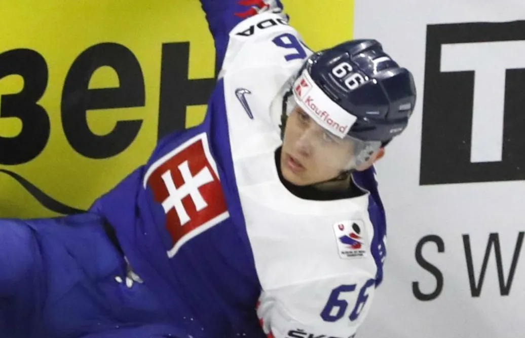 HV71-talangens äventyr – spelar VM som 18-åring: ”En dröm som besannas”