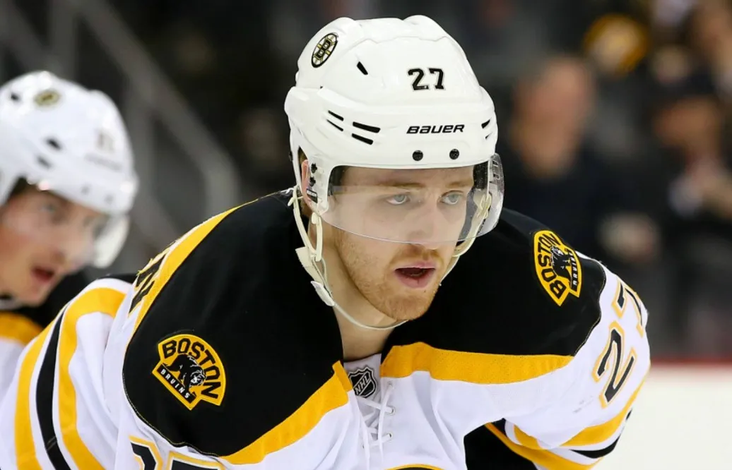 Boston chocktrejdar unge backstjärnan – klar för Calgary