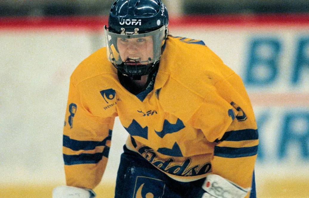 Lotta Almblad Lindefors invald i svensk ishockeys Hall of Fame