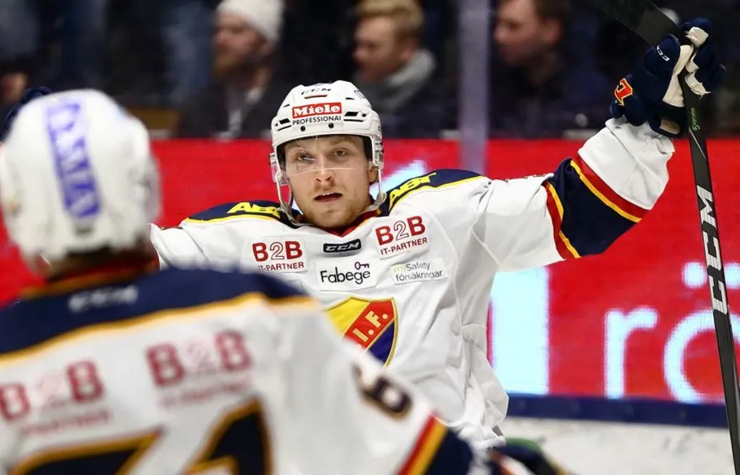 En match från att sänka gamla klubben: ”Det är klart att vi ska avgöra”