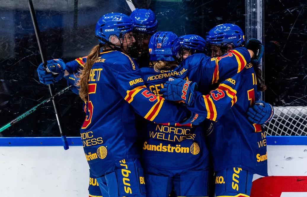 Djurgården vinner SDHL-premiären. 