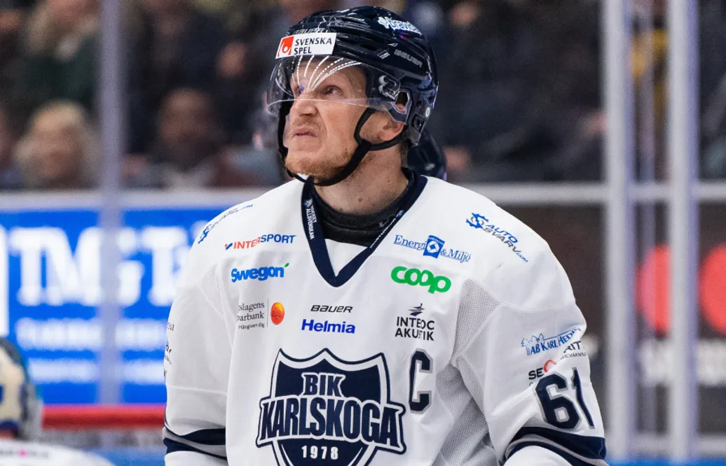 Mikael "Daggen" Eriksson avslutar karriären efter fotskadan