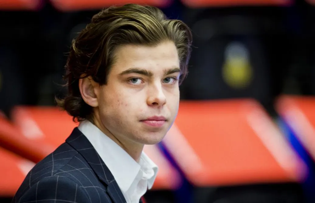 Lämnade Örebro – unge forwarden nära Hockeyallsvenskan