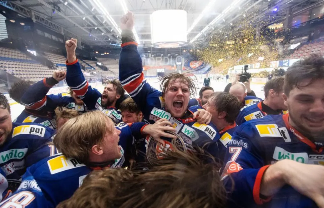 VÄXJÖ ÄR SVENSKA MÄSTARE