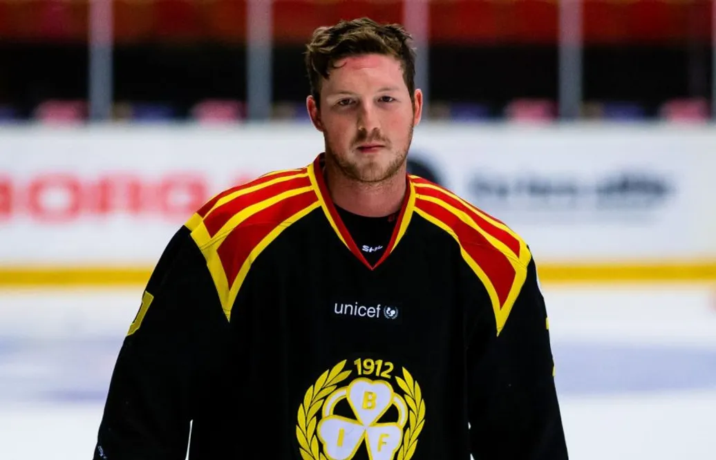 Fick sparken från Brynäs – gör succé i Schweiz