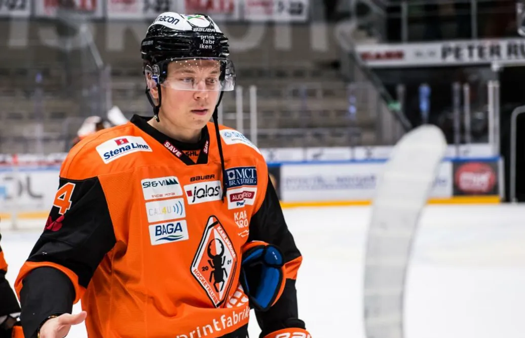 Uppgifter: Modo värvar från Karlskrona