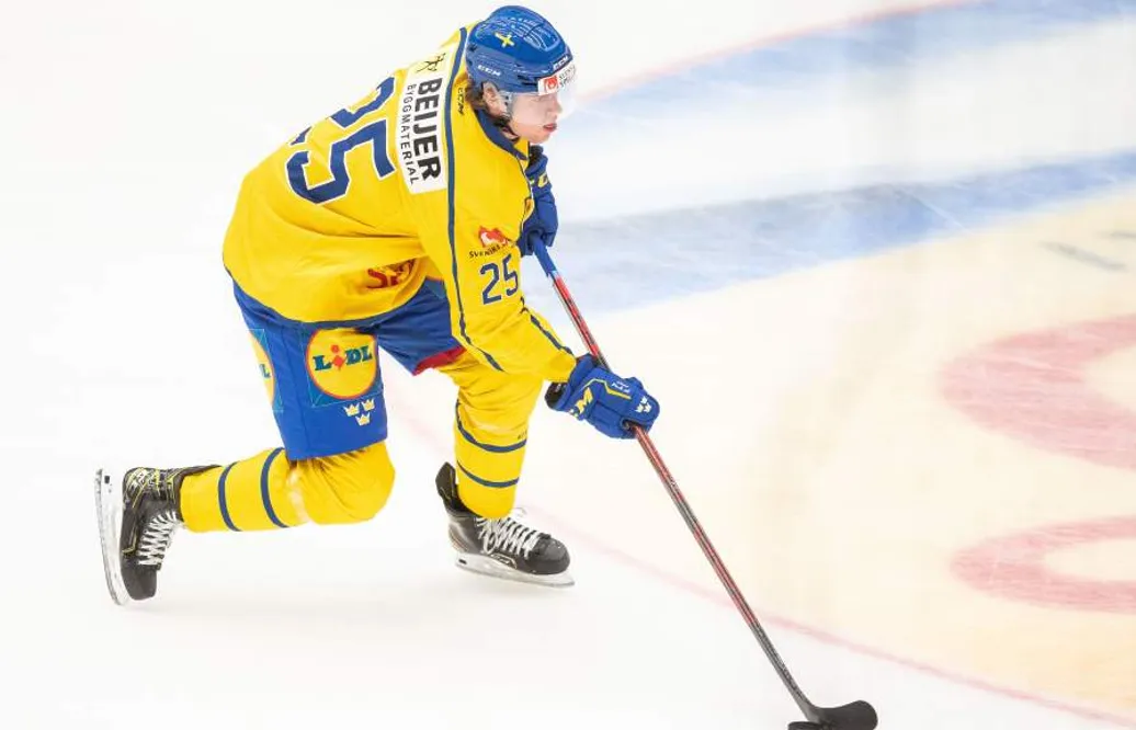 Isak Garfve kliver ner i Hockeyettan