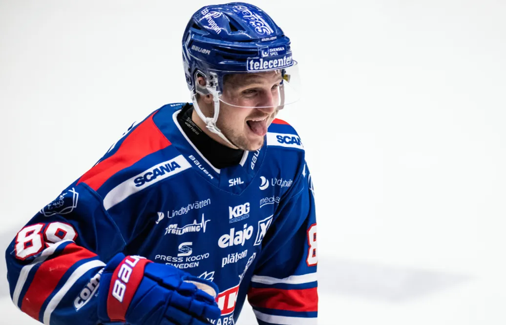 Klart: Patrik Karlkvist stannar i Oskarshamn – skriver femårskontrakt