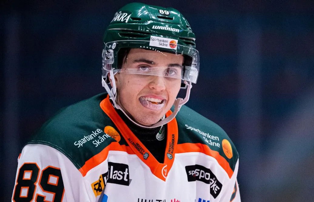 Svenskforwardens succé – fyra poäng i debuten