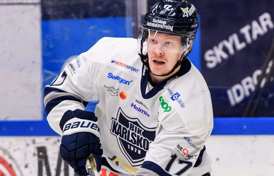 Centern stannar i allsvenska toppklubben