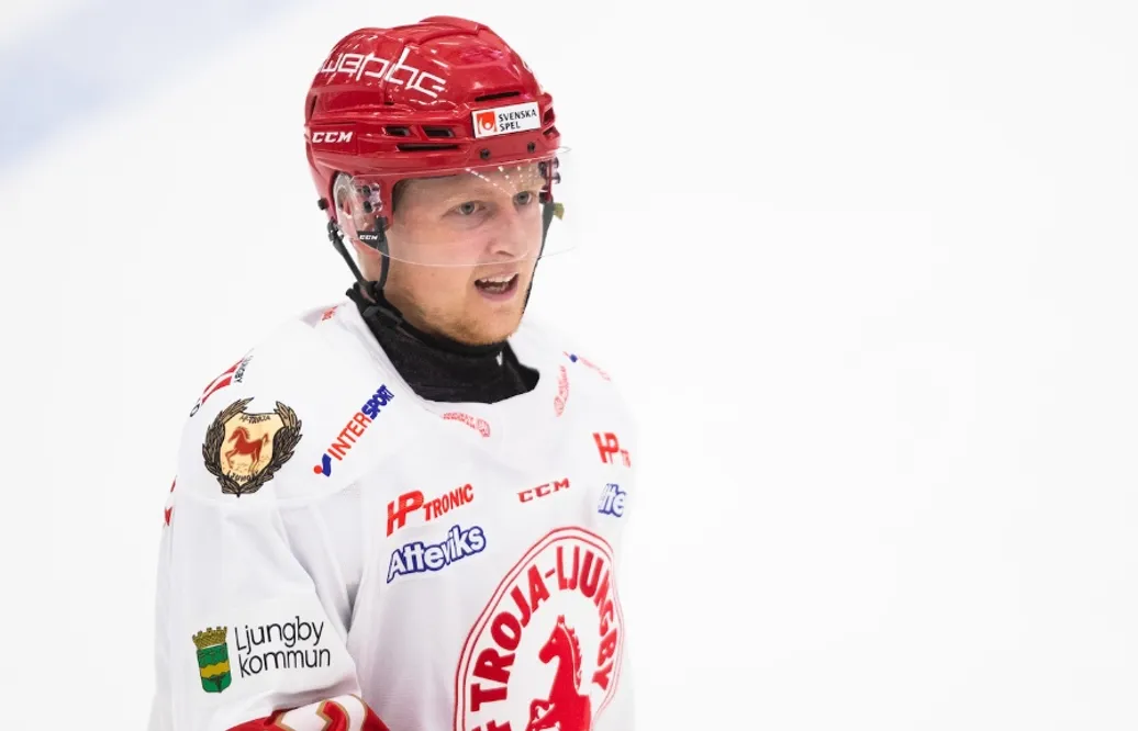 Carl Ehrnberg förlänger kontraktet i Troja-Ljungby