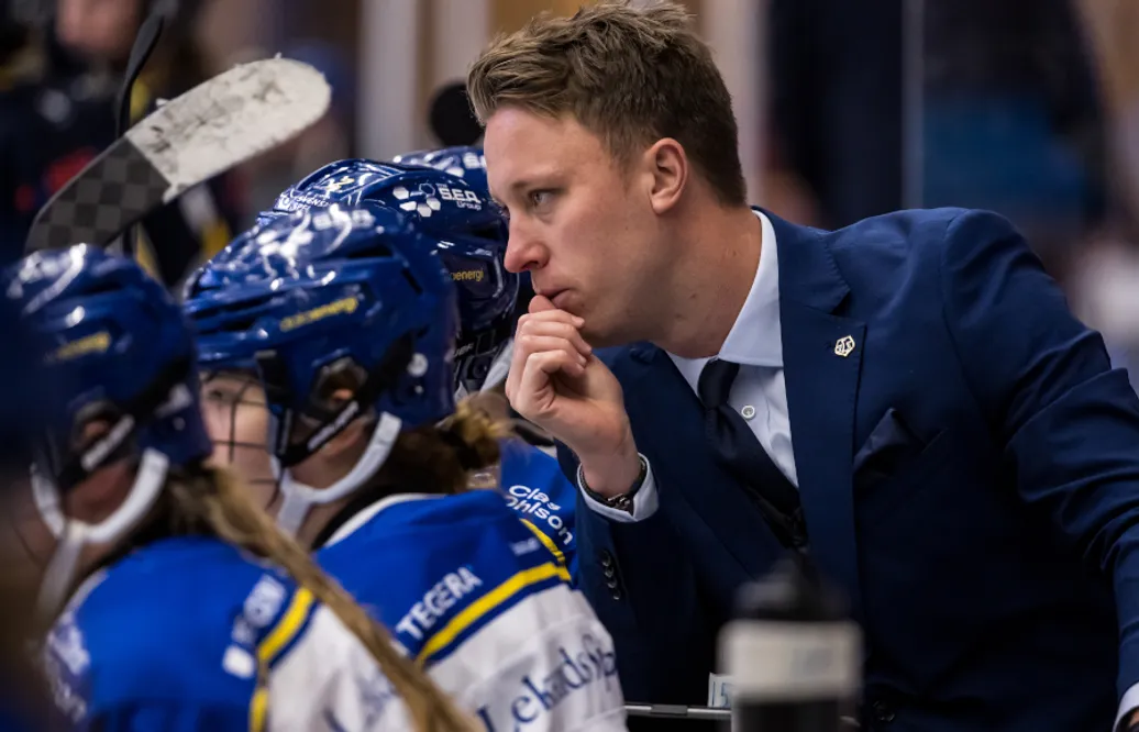 Joakim Engström stannar i Leksand