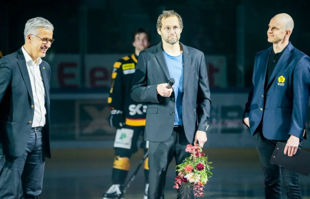 Trotjänaren hyllades av Skellefteå – pikade rivalen Björklöven i sitt tal