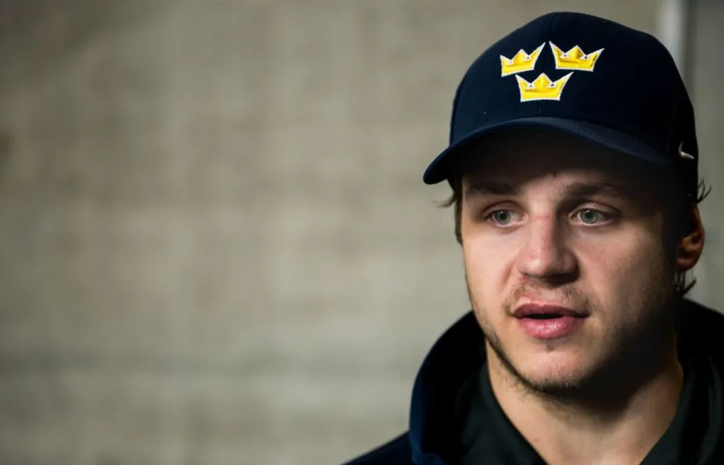 Karriären var hotad – ett år senare spelar han VM: ”Jag kunde knappt gå”