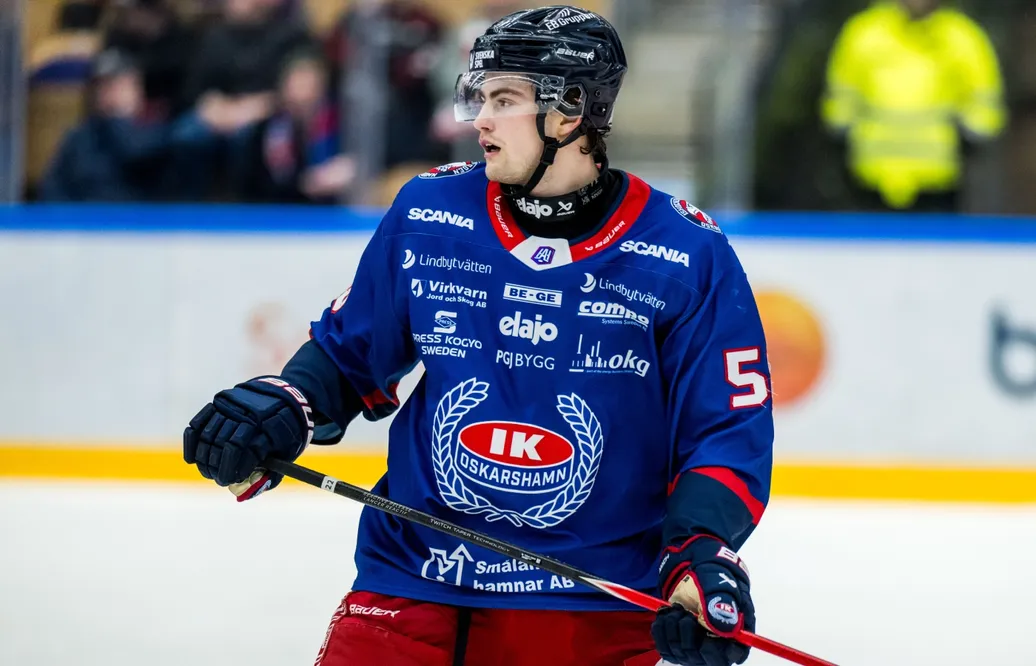 Tvingades lämna - klar för rivalen