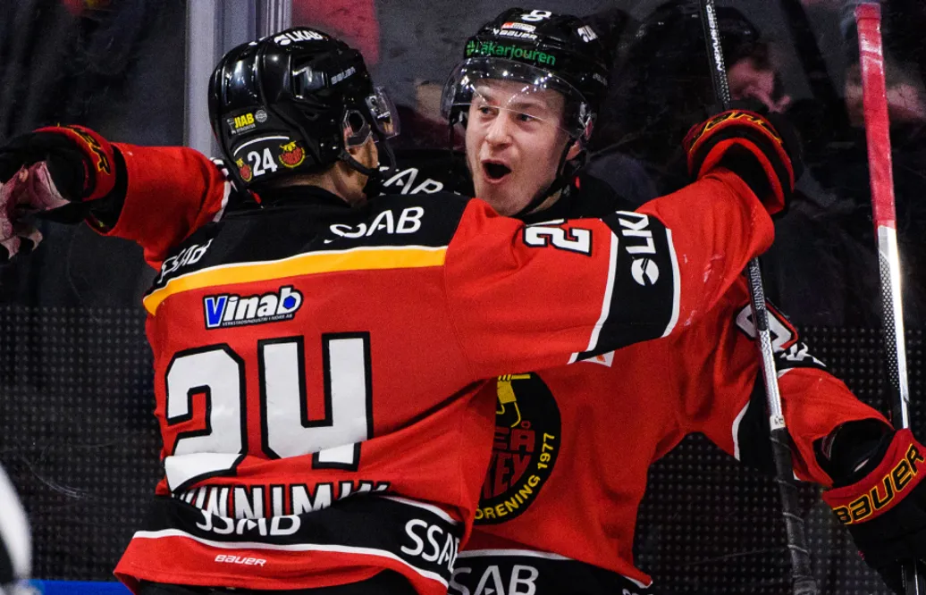 Pontus Andreasson skjuter ett hattrick – Luleå vinner första matchen