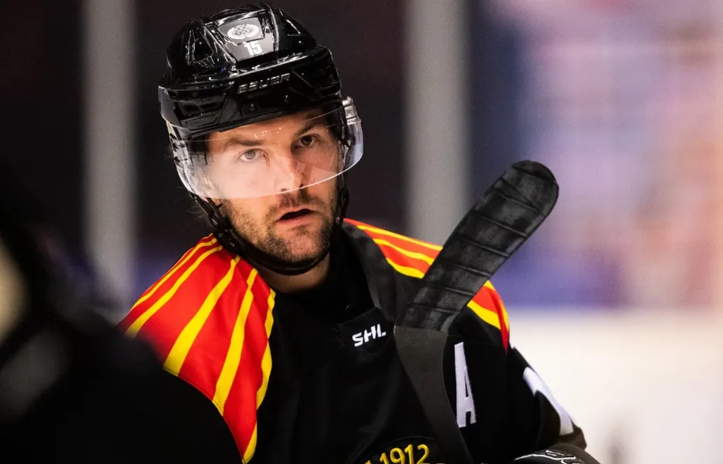 Simon Bertilsson är frisk – redo för spel imorgon