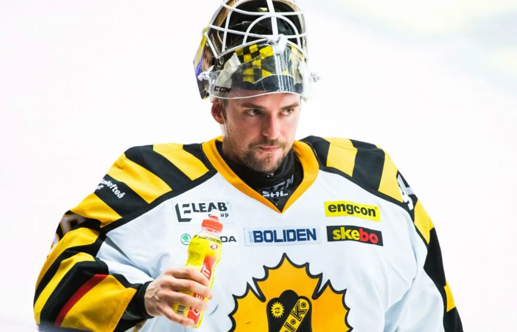 Reserven klev fram i derbyt: ”Tagit stora steg för att bli en fullfjädrad SHL-målvakt”